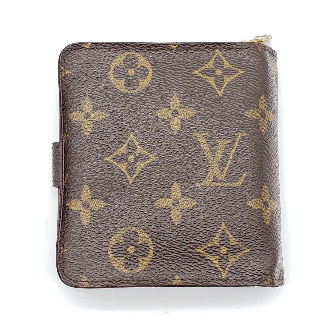 Louis Vuitton Bifold Compact Monogram Wallet - Luxury Cheaper