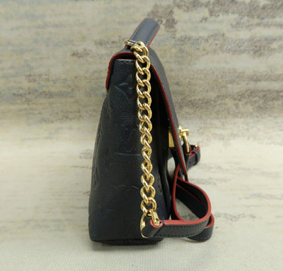 Louis Vuitton Blanche Navy Monogram Leather Shoulder bag - Luxury Cheaper