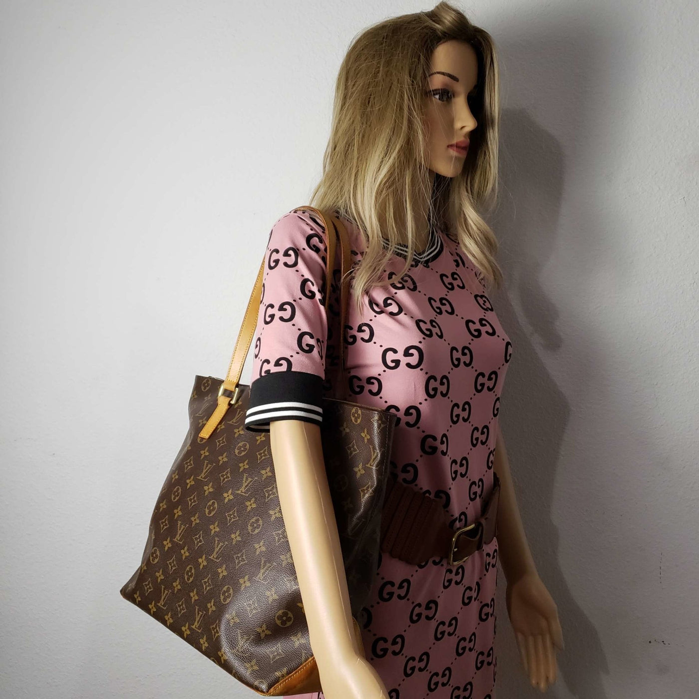 Louis Vuitton Cabas Mezzo Monogram Tote Bag - Luxury Cheaper