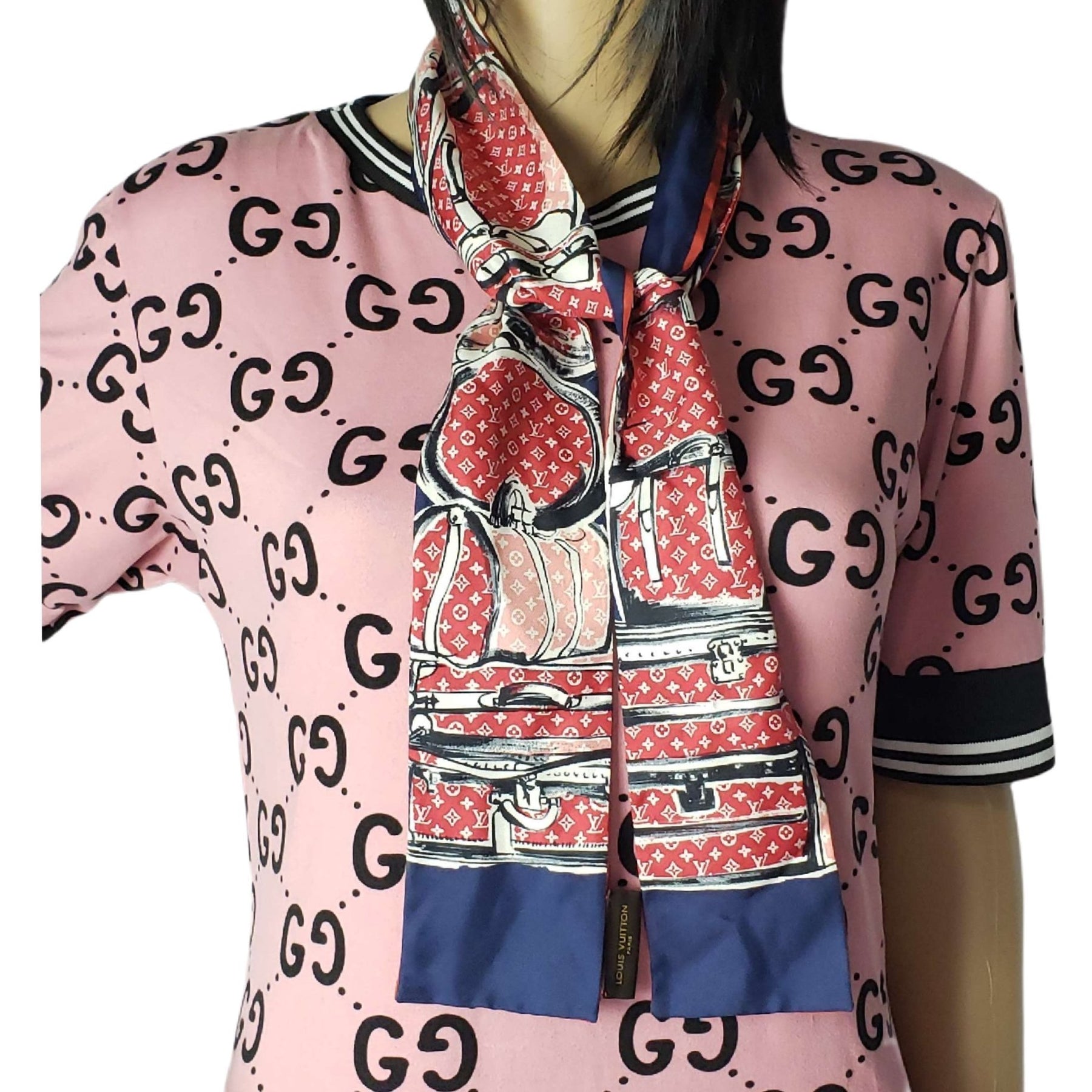 pink louis vuitton scarf outfit