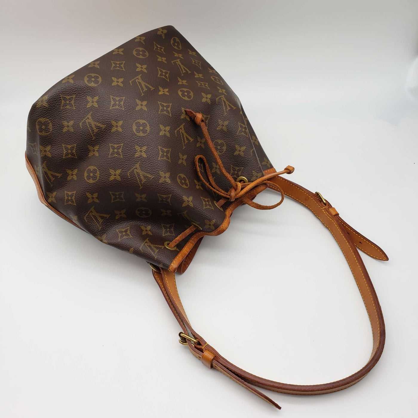LOUIS VUITTON MONOGRAM PETIT NOE DRAWSTRING BAG - Luxury Cheaper