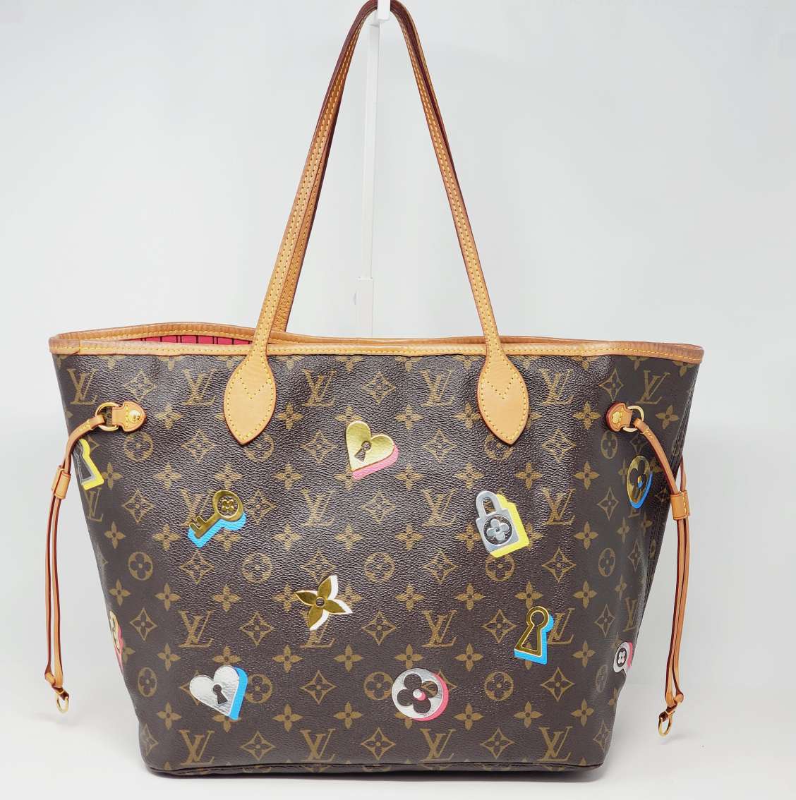 Louis vuitton neverfull limited edition Clearance