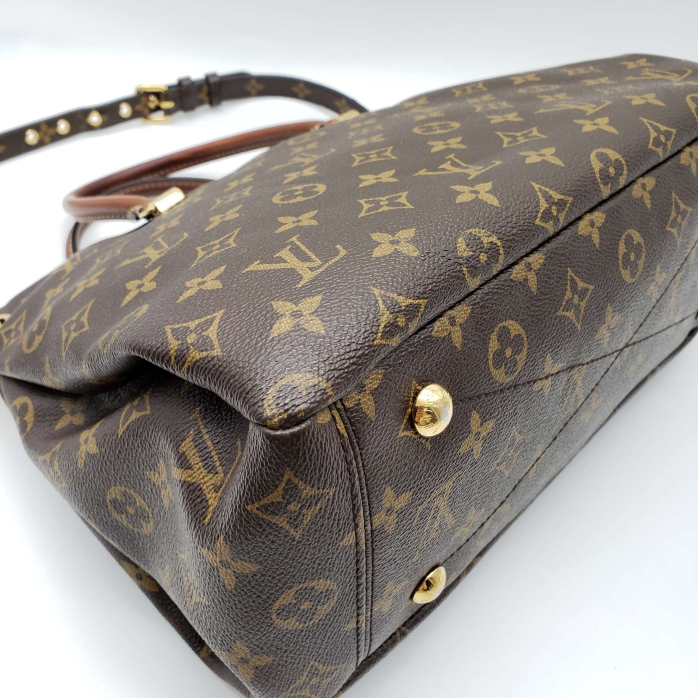 Louis Vuitton Pallas MM Monogram Shoulder Bag - Luxury Cheaper