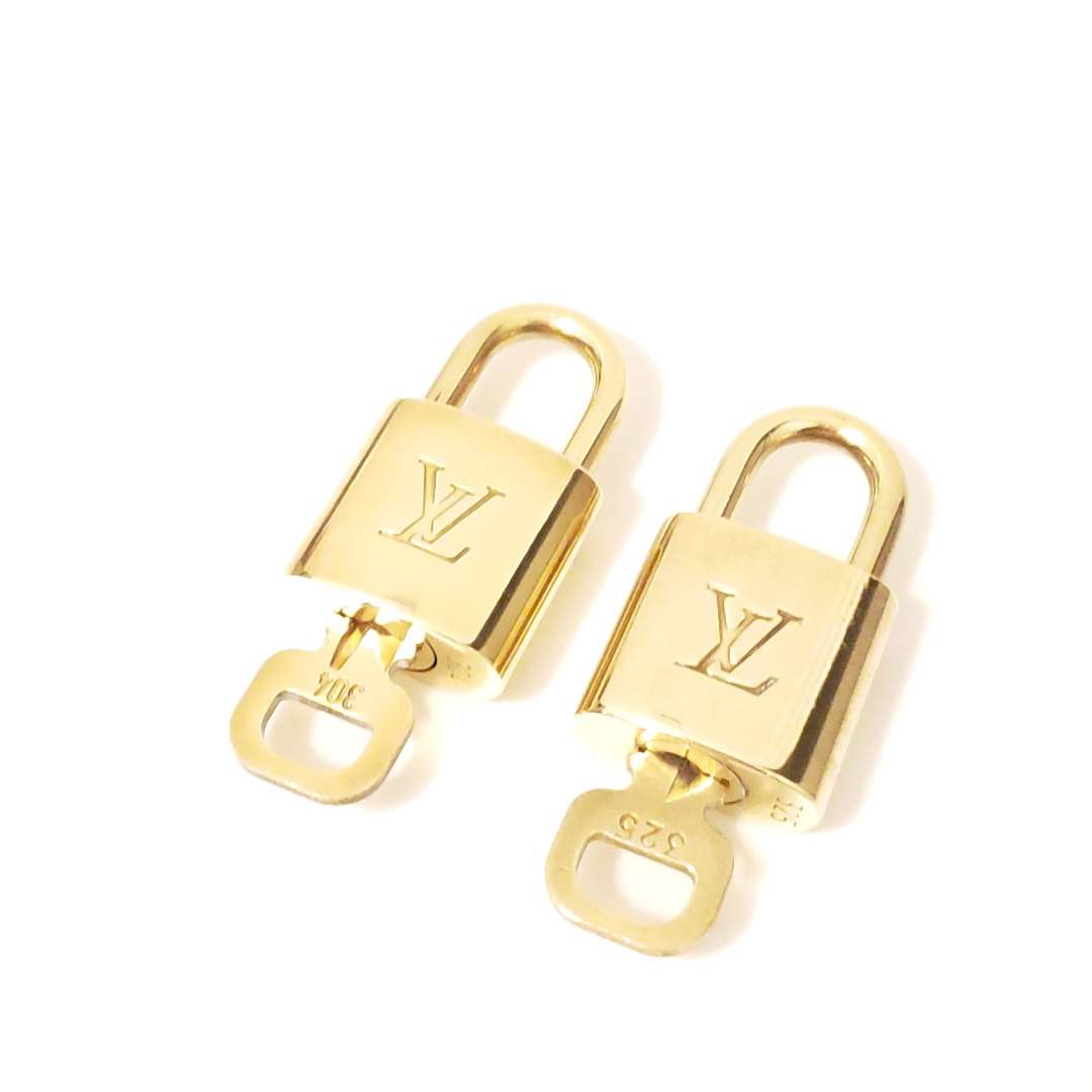 Louis Vuitton Shiny Gold 2 Locks and Keys - Luxury Cheaper