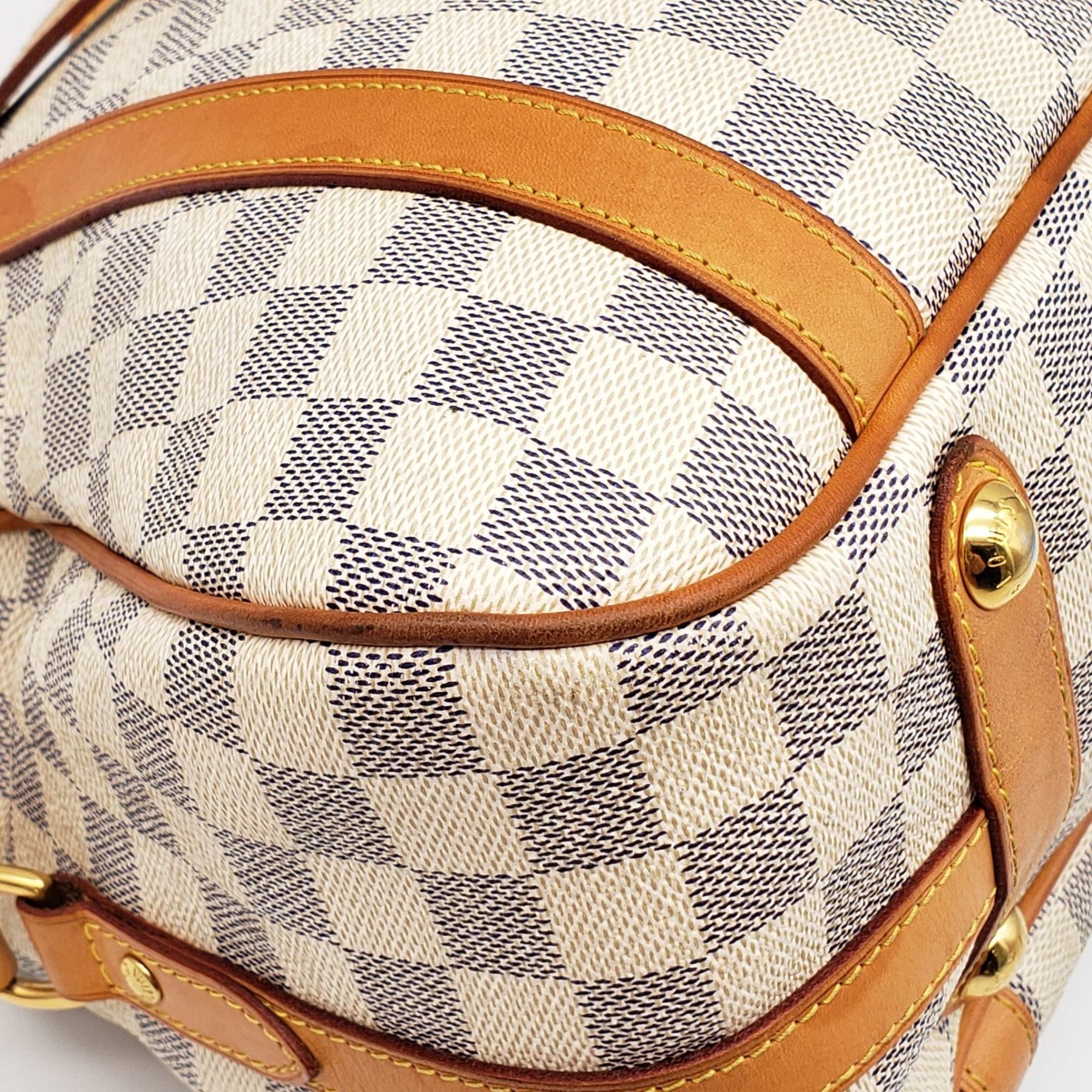 Louis Vuitton Damier Azur GM Stresa Shoulder Handbag LV-B0504P