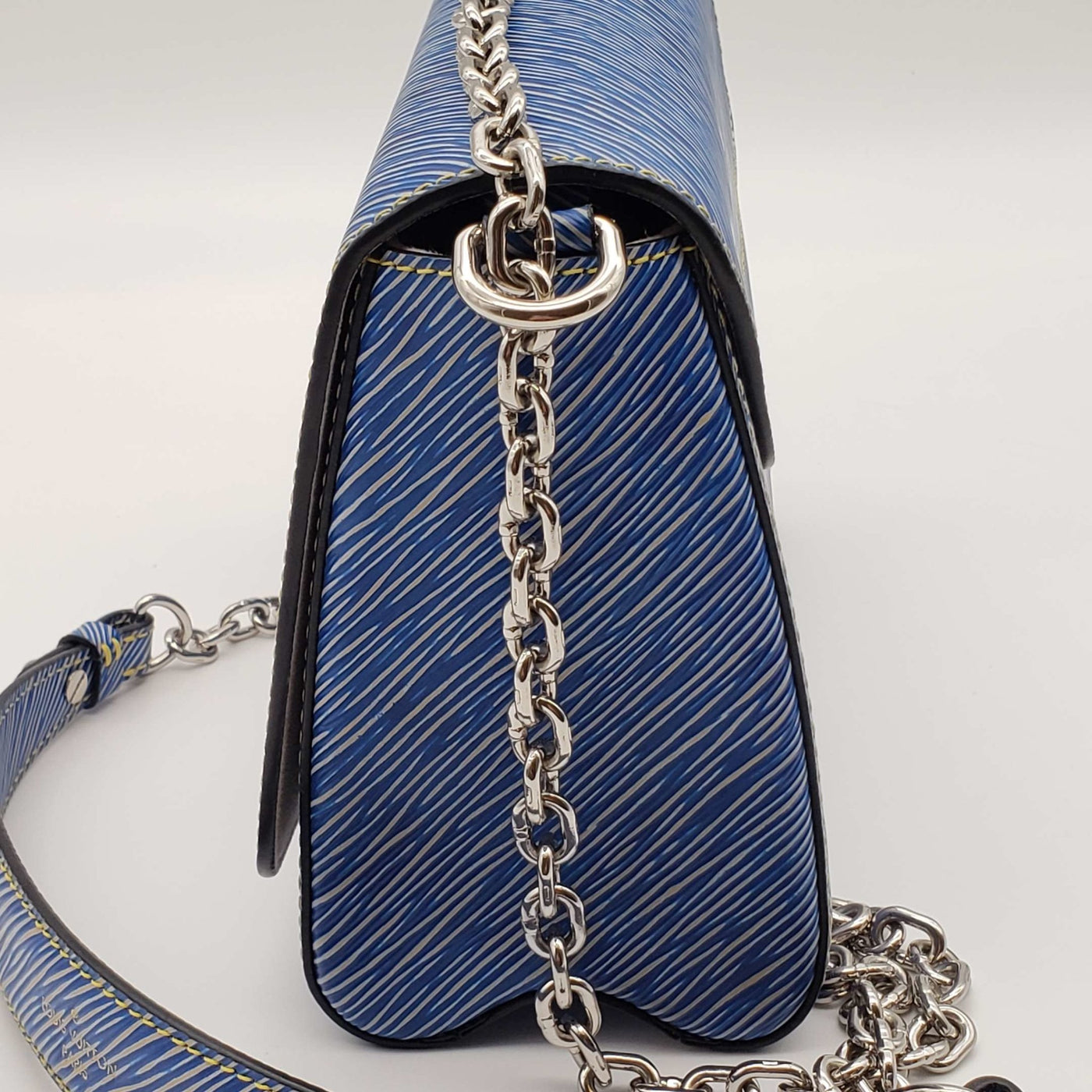 Louis Vuitton Twist MM Blue Denim Epi Leather Shoulder Bag - Luxury Cheaper