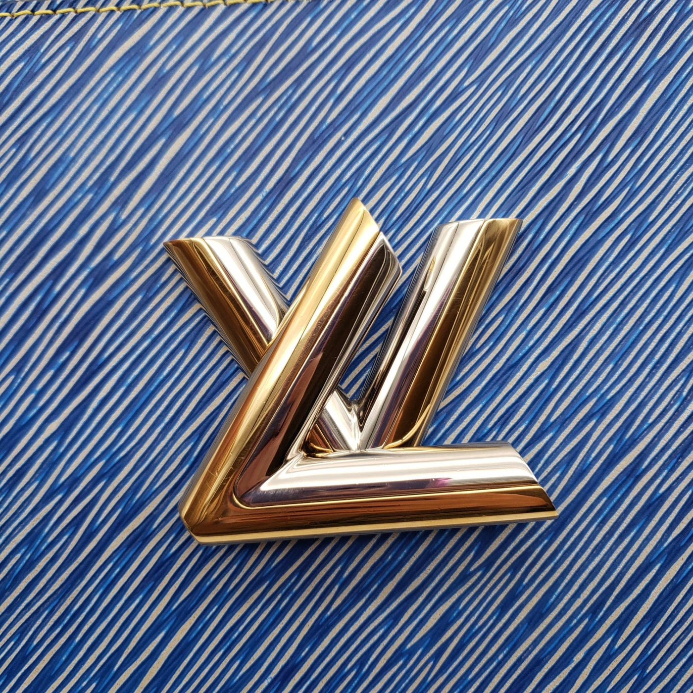 Louis Vuitton Twist MM Blue Denim Epi Leather Shoulder Bag - Luxury Cheaper
