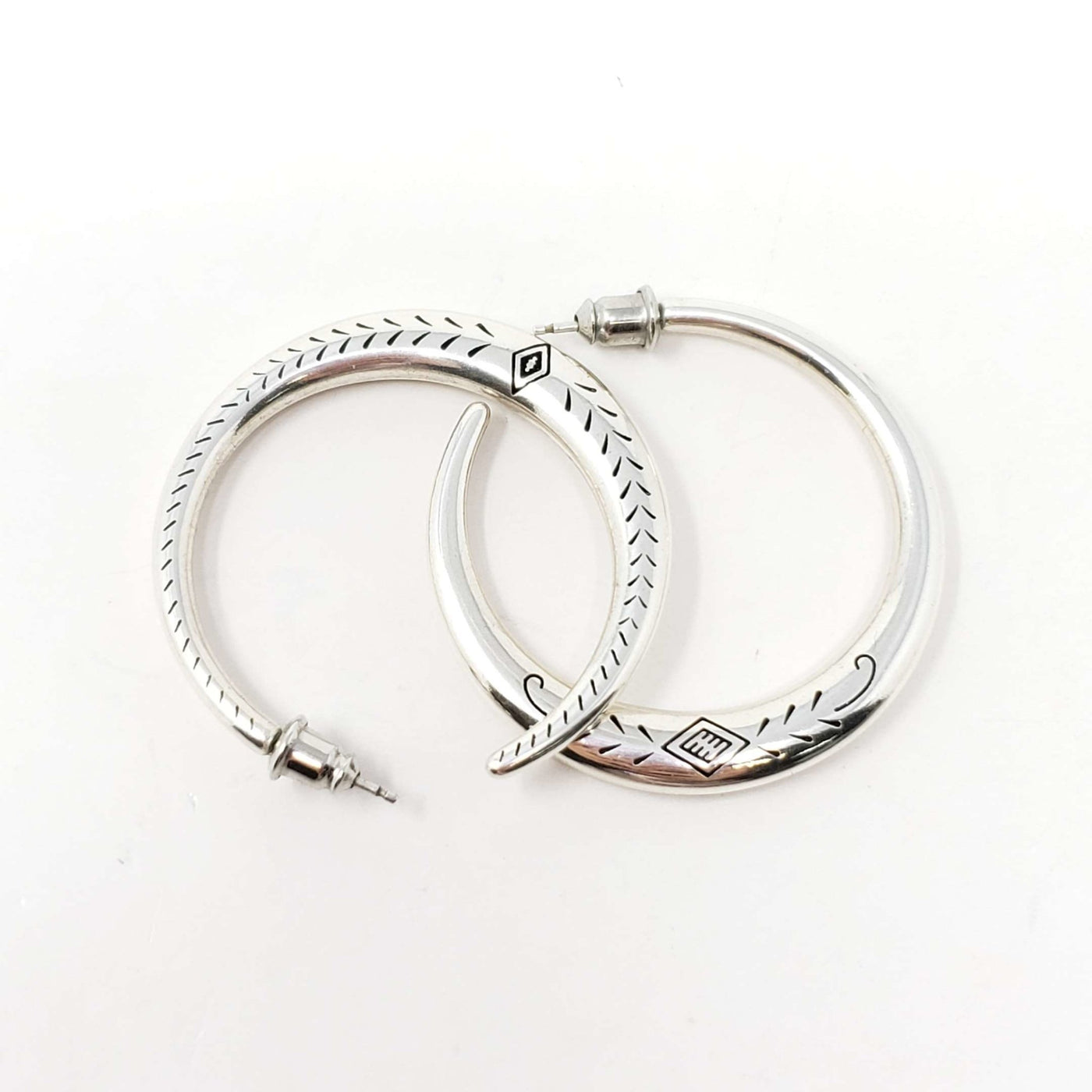 Silver Round Earrings | Luxury Cheaper.