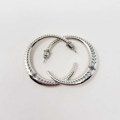 Silver Round Earrings | Luxury Cheaper.